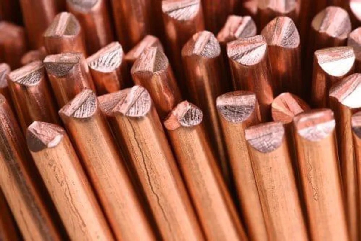Investing in Copper: A Clear Guide to Opportunities and Risks